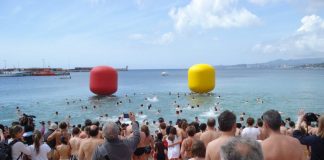 El “Primer Bany de l’Any” obrirà diumenge una nova temporada de platja a la Costa Brava